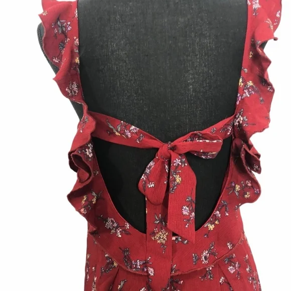 NWT En Creme Burgundy Floral Tir Back Midi Dress, Size Medium - Picture 4 of 8